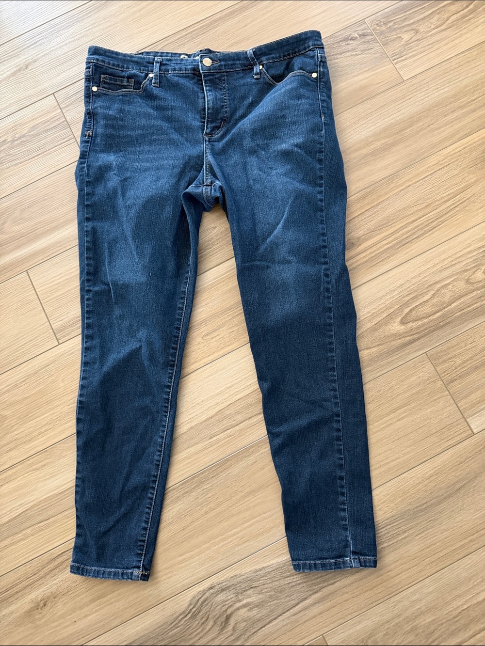 Anne Klein Dark Blue Skinny Jeans